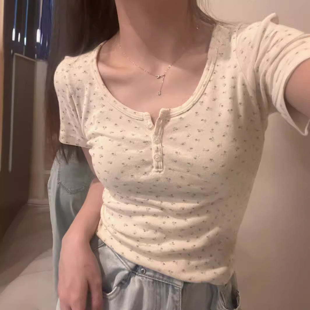 花柄 ファッション 小花柄フロントボタンリブTシャツ