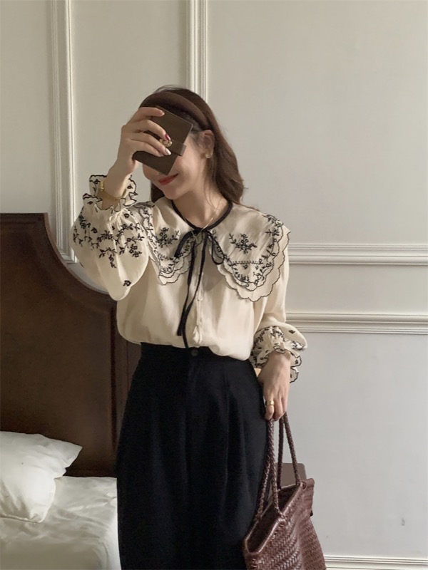 https://fulmo-img-server.com/flower-fashion-factory/413230d4-3721-4bb8-84b2-160e3e63ea76.jpg