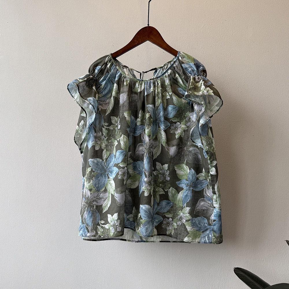https://fulmo-img-server.com/flower-fashion-factory/439e6de8-5261-436b-8d8e-3e76580e7bfa.jpg