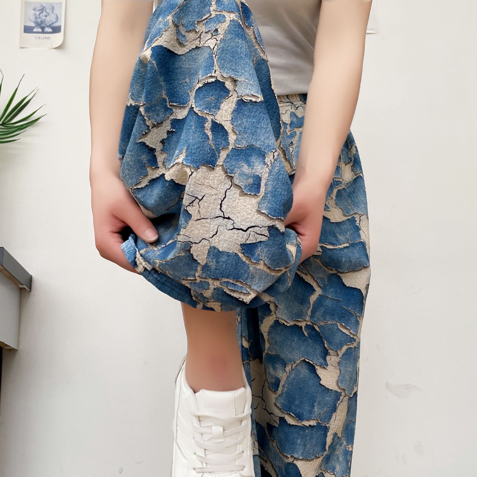 https://fulmo-img-server.com/flower-fashion-factory/452084c0-2921-4106-beb9-b93e8e1faadf.jpg