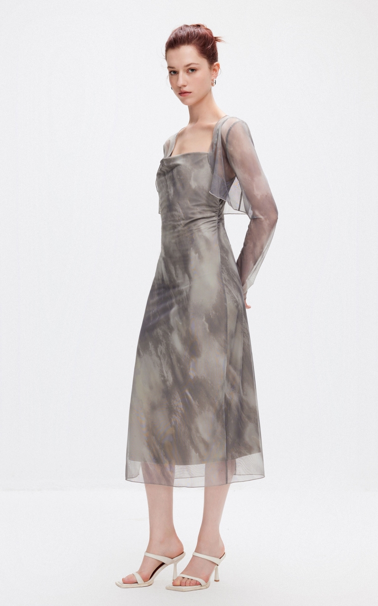 https://fulmo-img-server.com/flower-fashion-factory/4686ab48-1ea5-4eda-9dd1-62376109108a.jpg