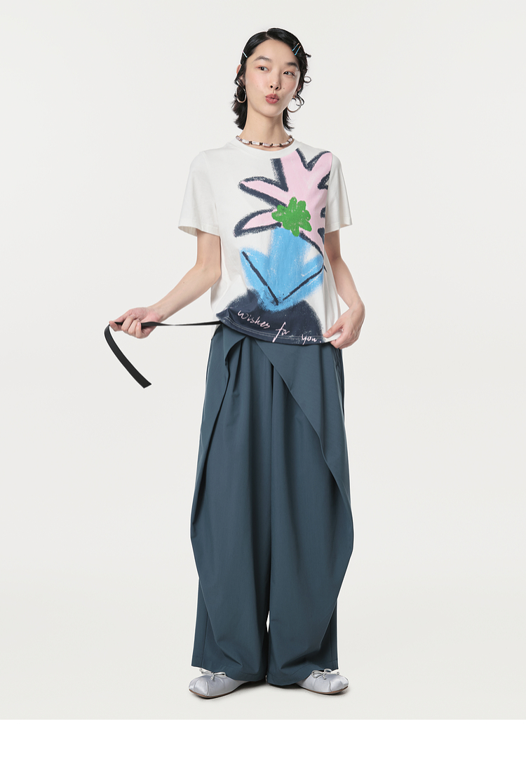 花柄 ファッション アートフルブルーム 花模様Tシャツ