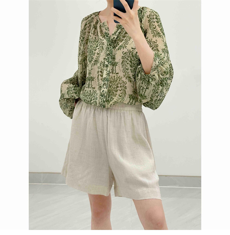 https://fulmo-img-server.com/flower-fashion-factory/4a0a8ac6-bb89-4675-997d-3f19798b4472.jpg