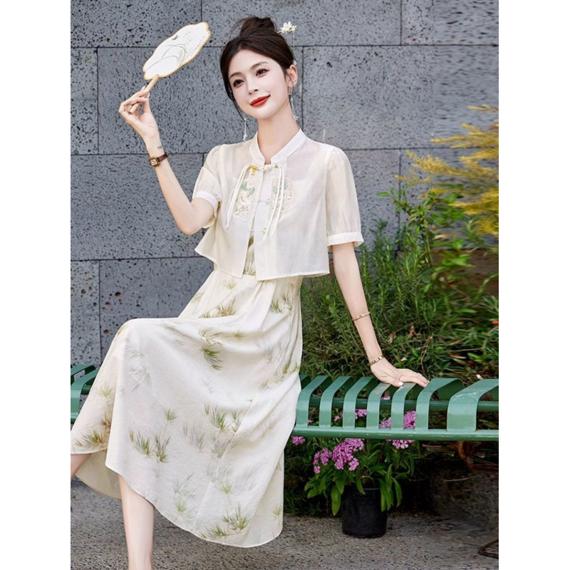 花柄 ファッション 優美な花柄ミディ丈フレアスカート