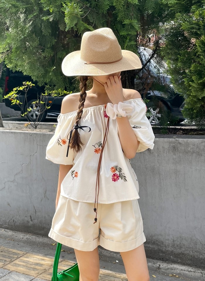 https://fulmo-img-server.com/flower-fashion-factory/563eaf94-8373-4df2-8fec-ec13c66b2053.jpg