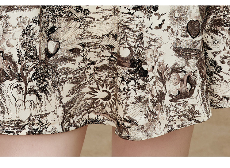 https://fulmo-img-server.com/flower-fashion-factory/586e4675-1ceb-4c1d-9376-b3df497b1d59.jpg