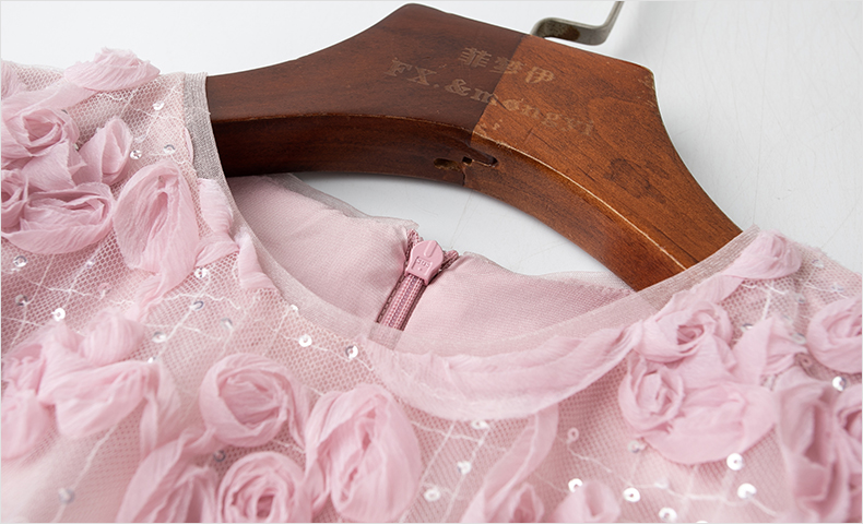 https://fulmo-img-server.com/flower-fashion-factory/5a358ff2-0ecd-4ef3-b876-9094334f4413.jpg