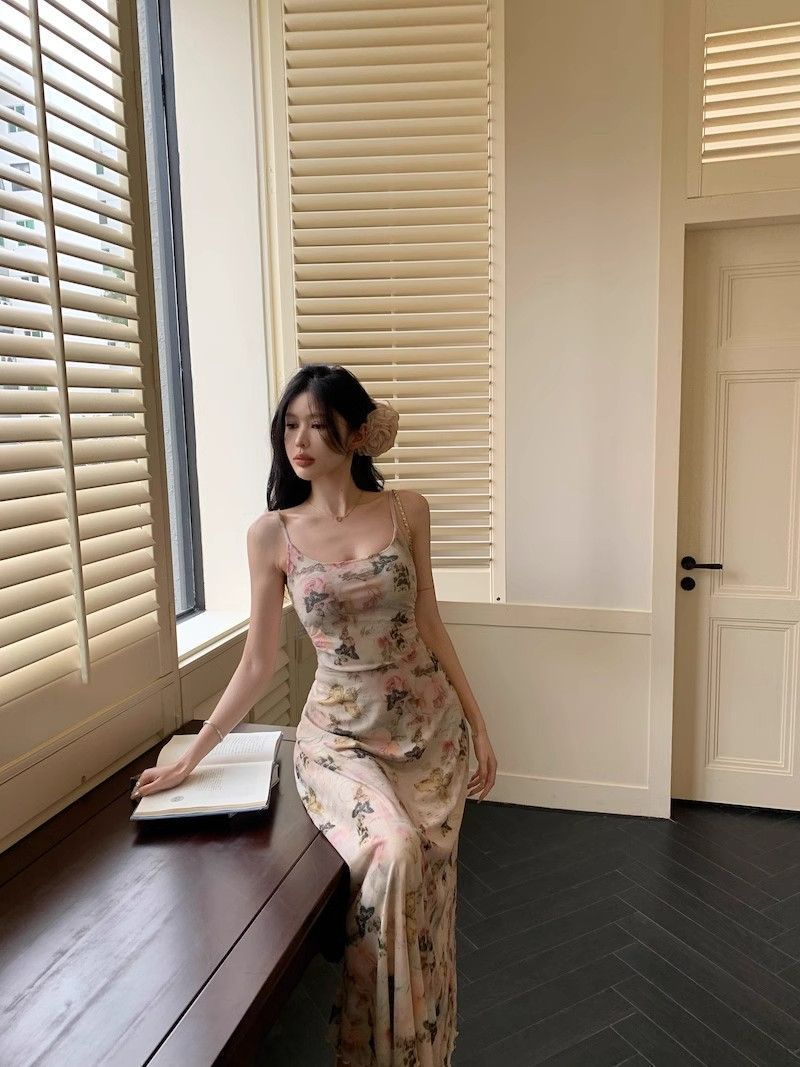 https://fulmo-img-server.com/flower-fashion-factory/5b71bb95-08d0-4376-ab86-0aa750807a39.jpg