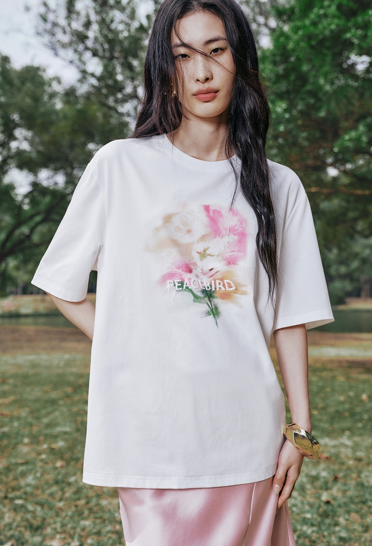 https://fulmo-img-server.com/flower-fashion-factory/5cd763f8-025e-4a46-ba6d-459236748efb.jpg