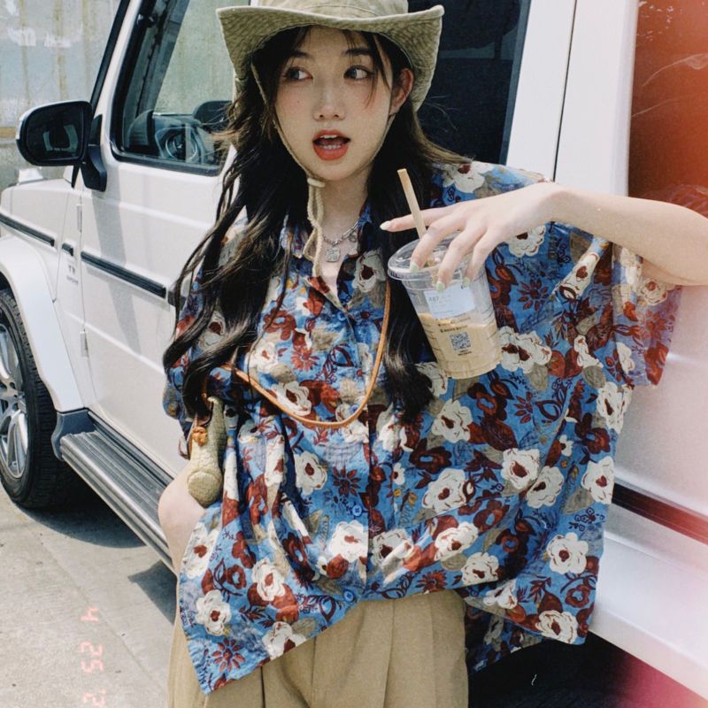 https://fulmo-img-server.com/flower-fashion-factory/62128084-e42a-42ad-ad36-0902dde3963d.jpg