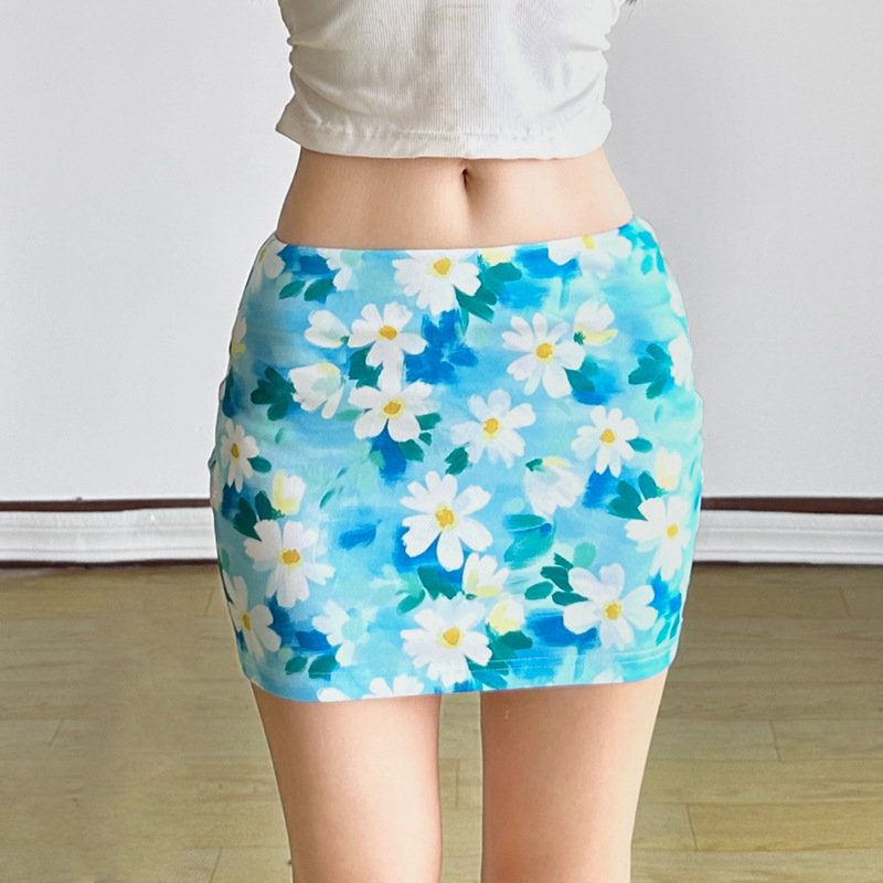 https://fulmo-img-server.com/flower-fashion-factory/62cf3eca-e0da-4178-8879-0b829edfc0d1.jpg
