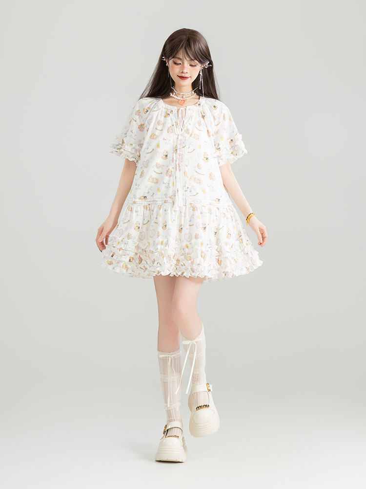 https://fulmo-img-server.com/flower-fashion-factory/63bdbe1f-738c-472f-9003-4120c5a1561a.jpg