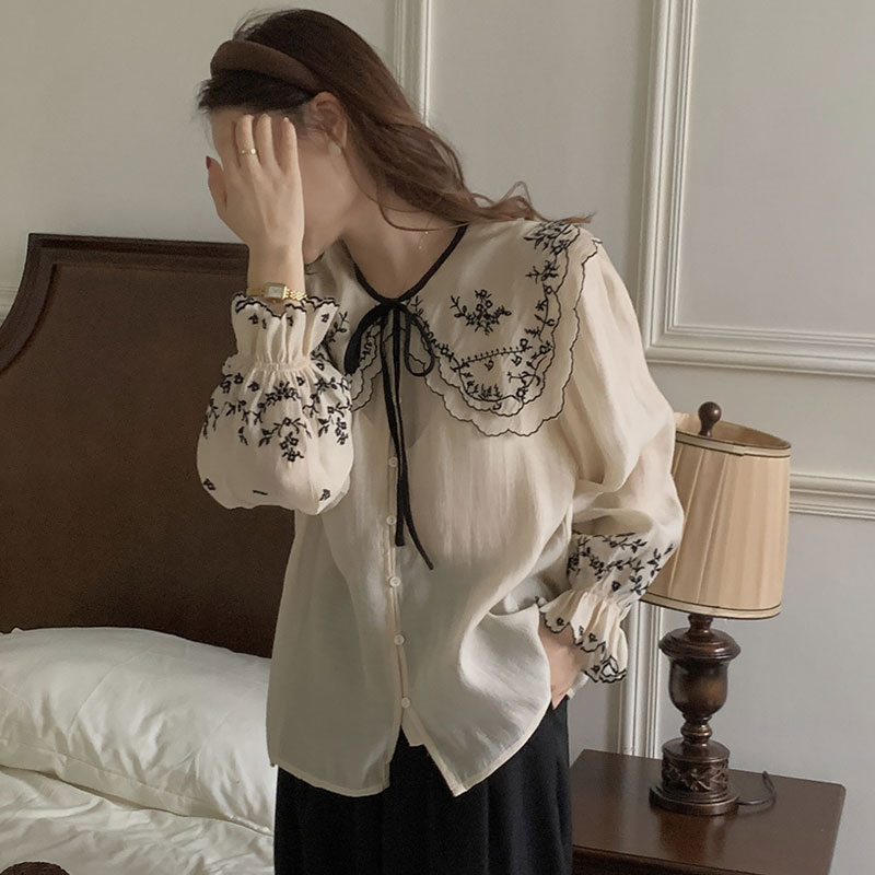 https://fulmo-img-server.com/flower-fashion-factory/63cf9303-9818-4188-b8aa-e390045bf814.jpg