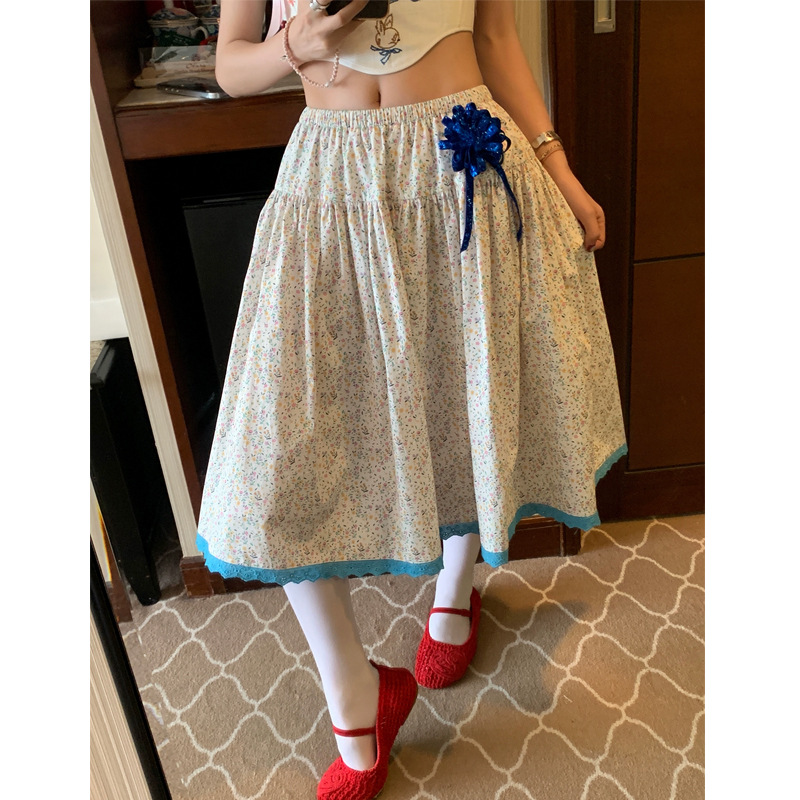 https://fulmo-img-server.com/flower-fashion-factory/64133807-17da-42d5-9871-688e33a6e56e.jpg