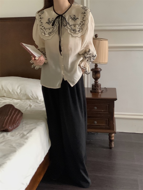 https://fulmo-img-server.com/flower-fashion-factory/6598939c-3105-4fe1-997f-5b7c9ce5be20.jpg