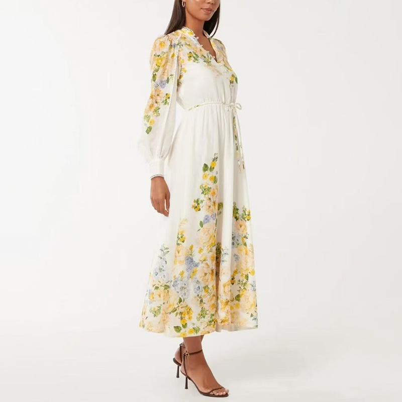 https://fulmo-img-server.com/flower-fashion-factory/65e1546e-b3c5-4cd0-b195-13f524520036.jpg