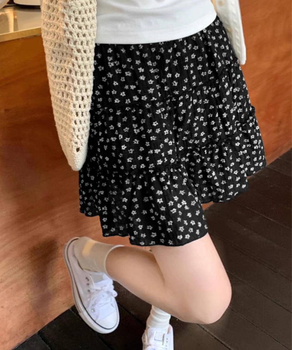 https://fulmo-img-server.com/flower-fashion-factory/68340106-3d59-4c09-90c0-a529fc108685.jpg