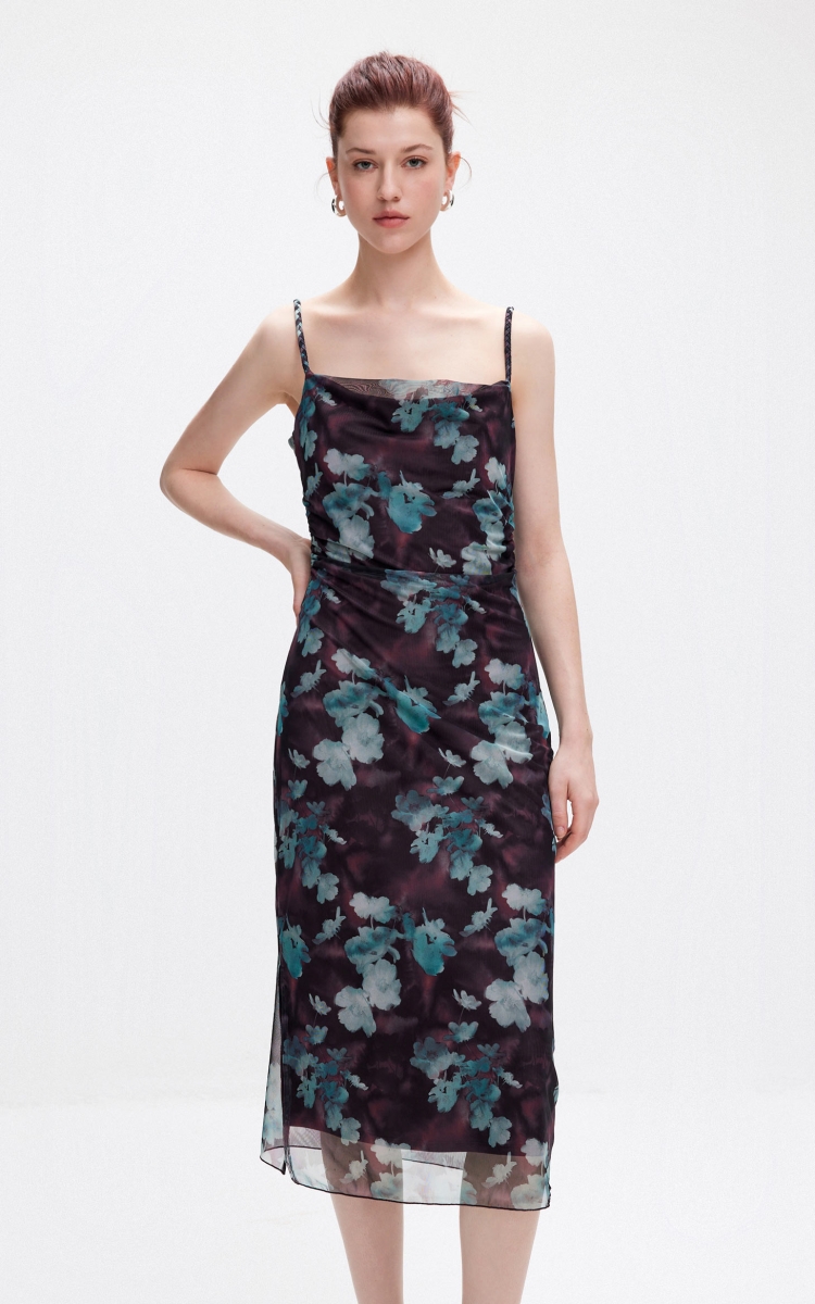 https://fulmo-img-server.com/flower-fashion-factory/6d296f8e-608d-421a-bd96-52947b446a93.jpg