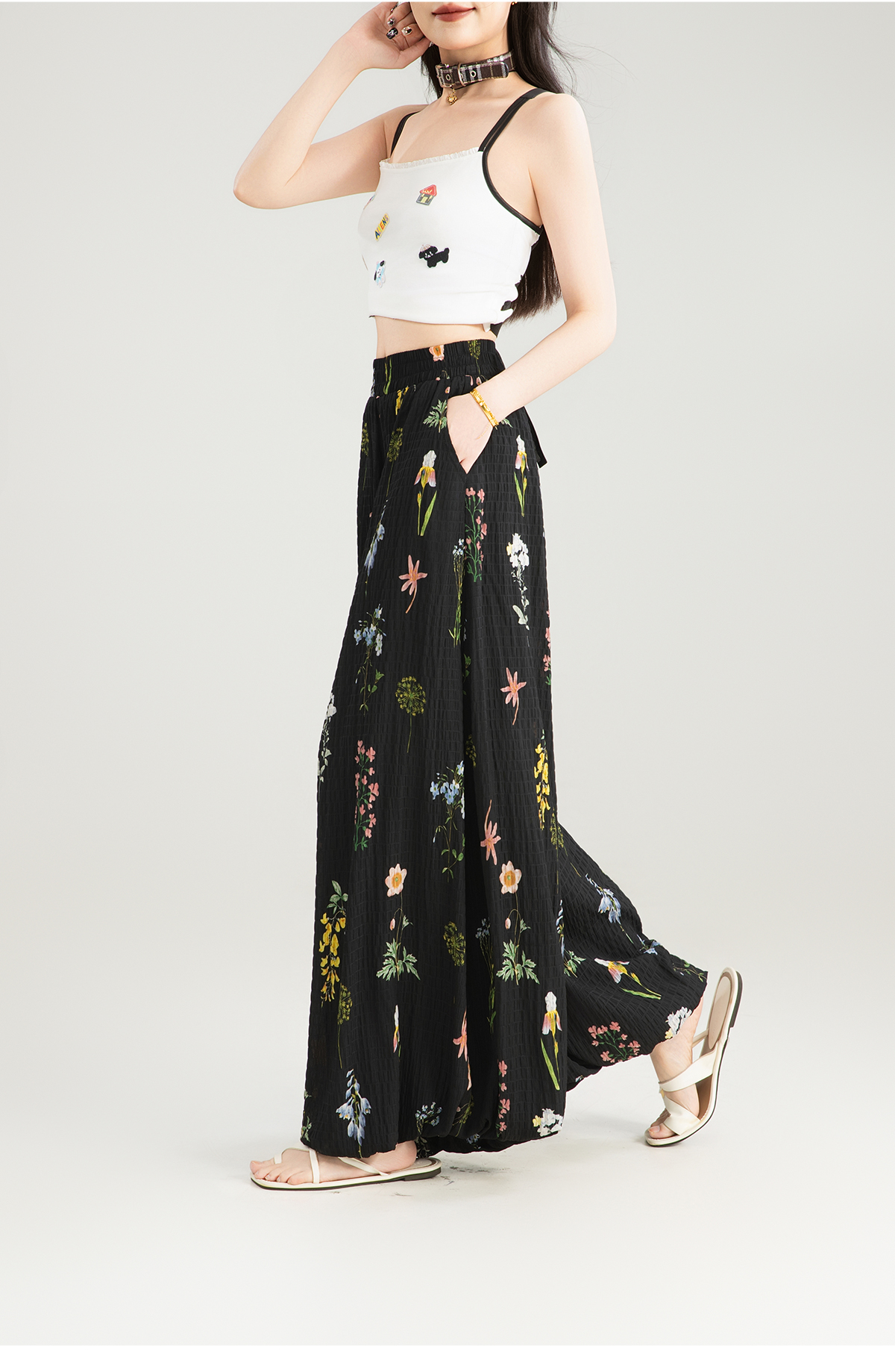https://fulmo-img-server.com/flower-fashion-factory/710e6a49-ab44-4bd4-a471-7f6eb22ebf35.jpg