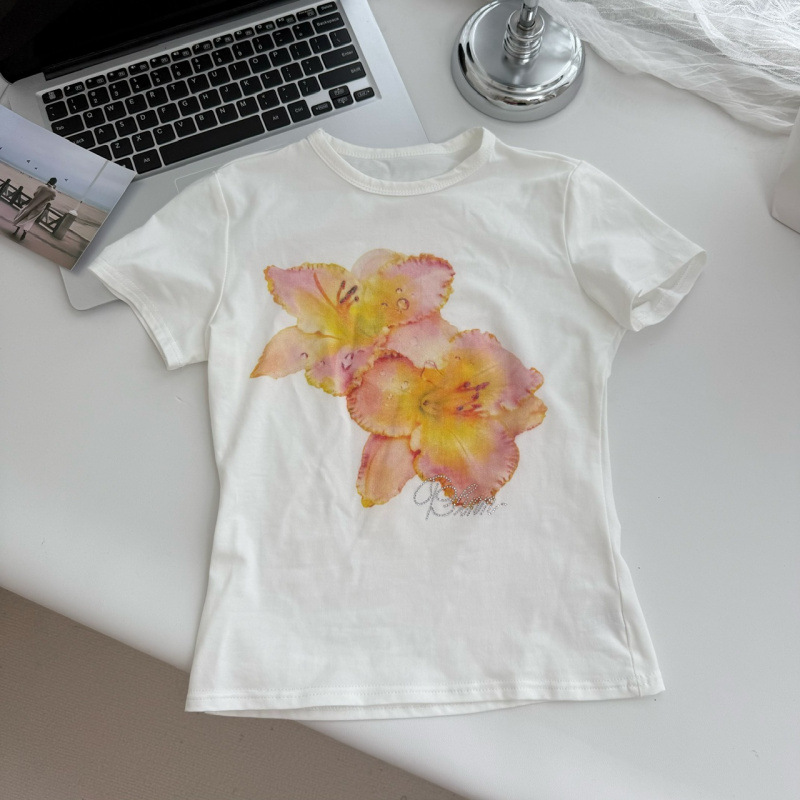 https://fulmo-img-server.com/flower-fashion-factory/71d02a5b-6094-4346-b6fb-222827cf21c5.jpg