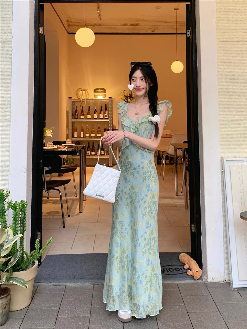 https://fulmo-img-server.com/flower-fashion-factory/744c0beb-3e02-421a-8d4a-1c19d11c1c4d.jpg