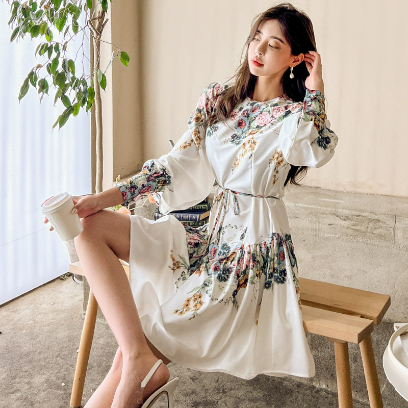 https://fulmo-img-server.com/flower-fashion-factory/74f67104-2c91-407f-b278-5b9657469fda.jpg
