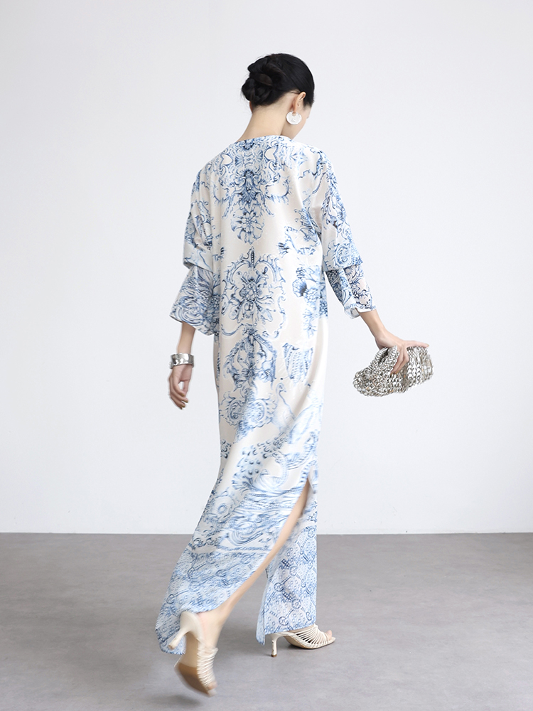https://fulmo-img-server.com/flower-fashion-factory/76946ade-7adc-4998-8f87-01b95f58efe5.jpg