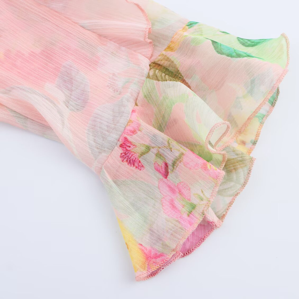 https://fulmo-img-server.com/flower-fashion-factory/79b5030d-a74e-4a1b-9703-e4c4d01715ce.jpg