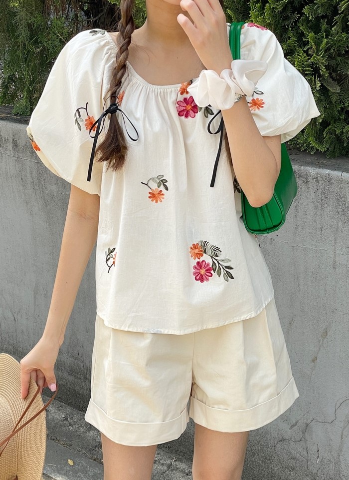 https://fulmo-img-server.com/flower-fashion-factory/7ad805d9-ddf8-44b6-befc-03f369042c37.jpg