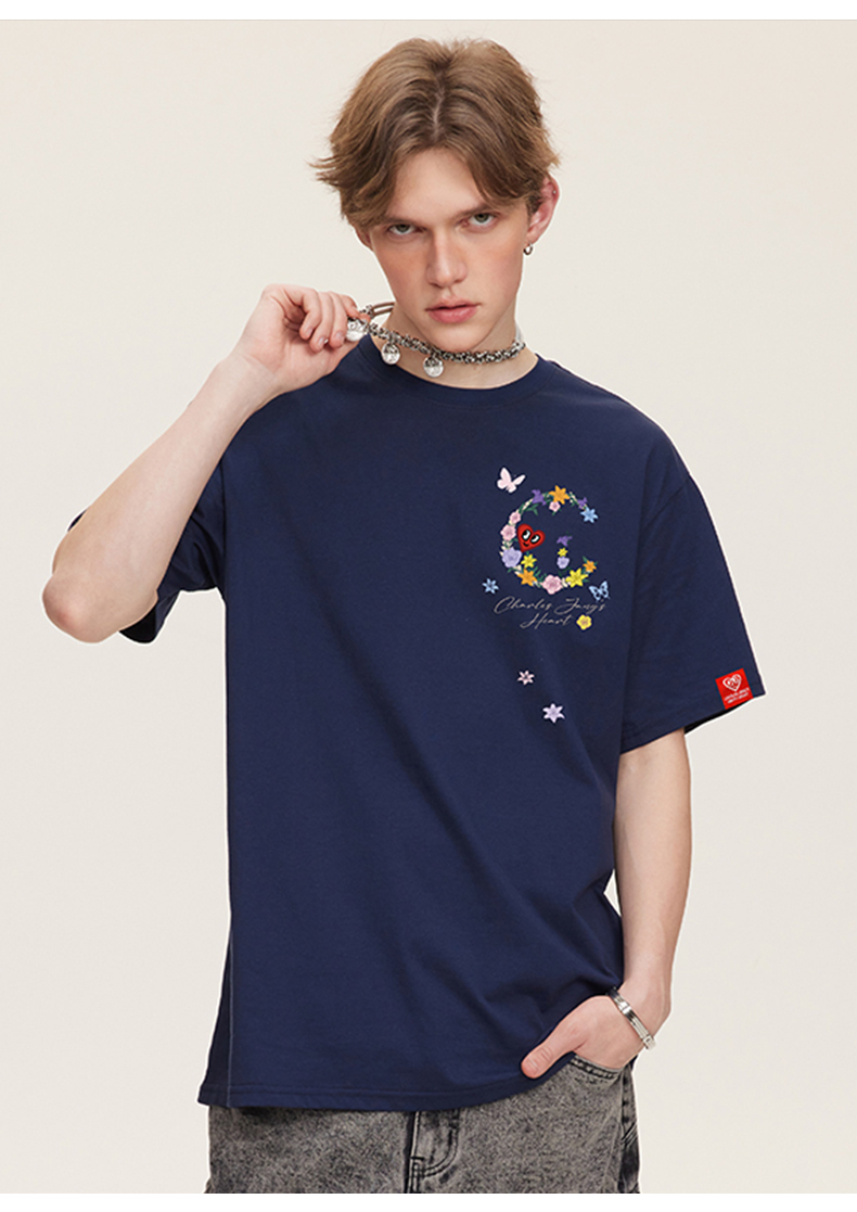 https://fulmo-img-server.com/flower-fashion-factory/7c106d9b-4bbe-40f0-9bb3-a3f9da04cd80.jpg