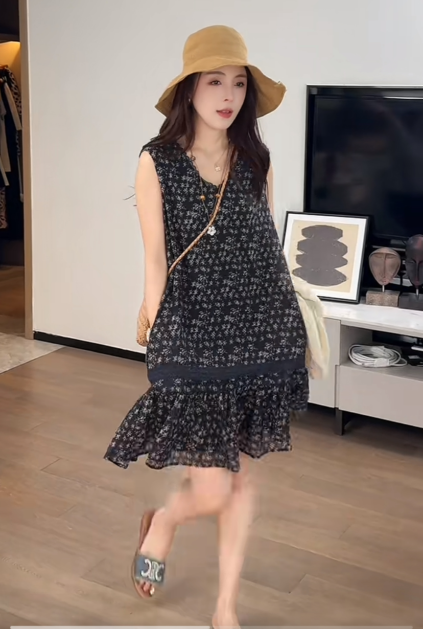 https://fulmo-img-server.com/flower-fashion-factory/8b21ba09-fd50-4407-bc49-c67a9b611e25.jpg