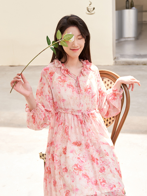 https://fulmo-img-server.com/flower-fashion-factory/8f0513ff-10c4-48b4-b458-82ea6b9f2b5c.jpg