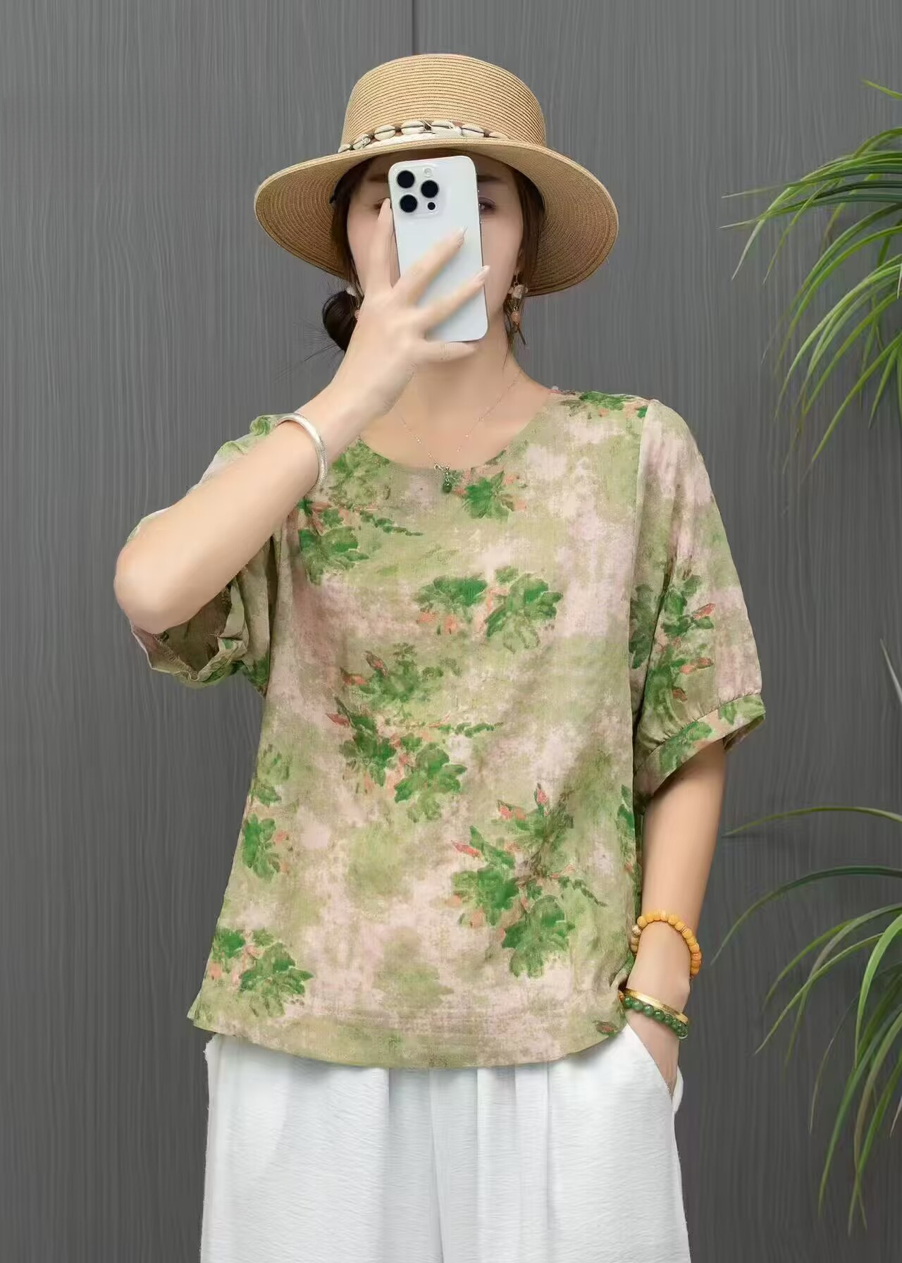 https://fulmo-img-server.com/flower-fashion-factory/92331fd7-bdf4-47cd-8a76-3c240120ec10.jpg