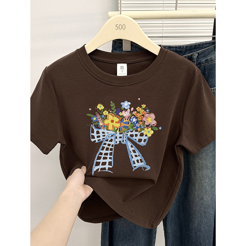 https://fulmo-img-server.com/flower-fashion-factory/92e0cbcc-1fa0-4135-a68f-3ea7f82c70ba.jpg