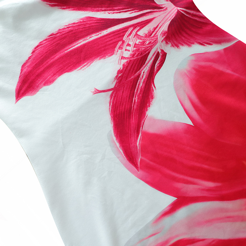 https://fulmo-img-server.com/flower-fashion-factory/952e2ee7-5d0c-40f4-9b7b-9fa5cd5a6f4e.jpg