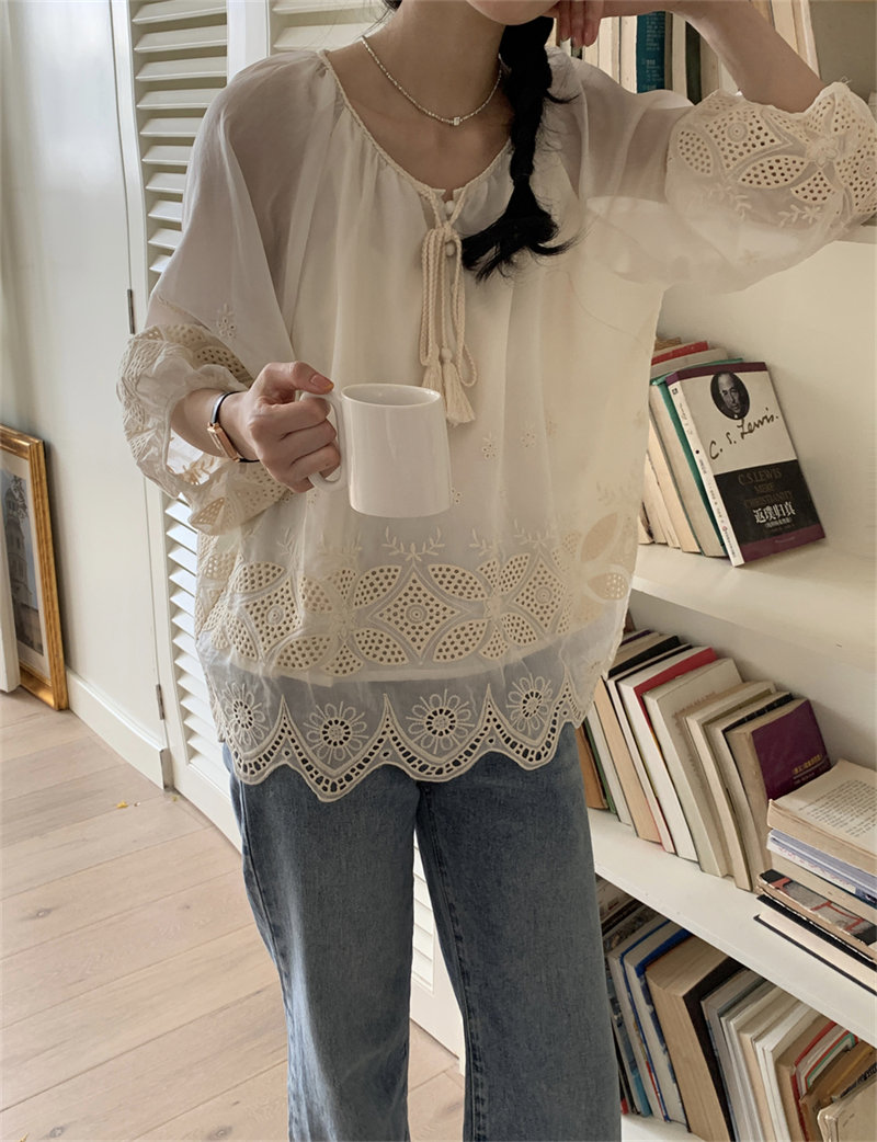 https://fulmo-img-server.com/flower-fashion-factory/96d3be5d-dbe1-4446-9fca-3181a4727d86.jpg