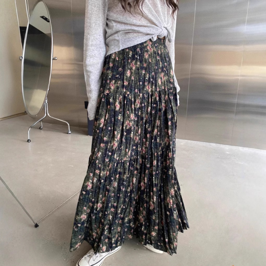 https://fulmo-img-server.com/flower-fashion-factory/97675249-bff9-4f92-841c-b96fe5eeca1f.jpg