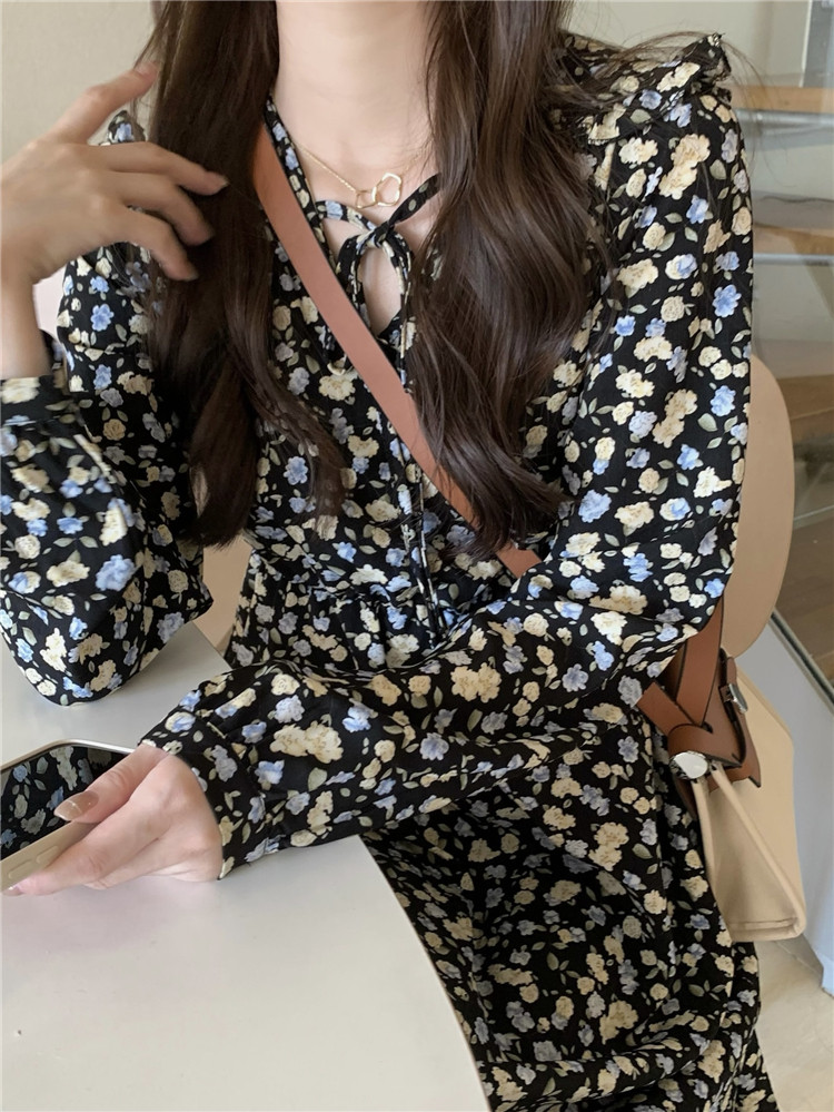 https://fulmo-img-server.com/flower-fashion-factory/9e5c046c-2094-469c-9ff4-a95c4018222a.jpg