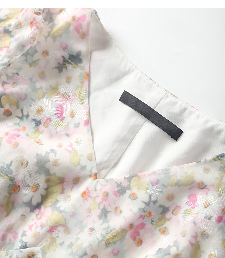 https://fulmo-img-server.com/flower-fashion-factory/a680747c-2c49-46bd-84d4-dd76791348a1.jpg