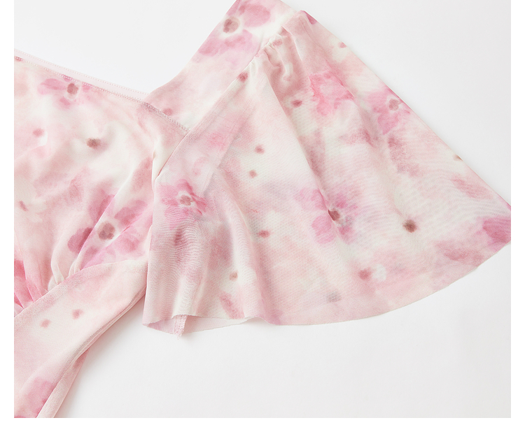 https://fulmo-img-server.com/flower-fashion-factory/a6975ce2-d47c-4a65-a93c-a9545a988d49.jpg