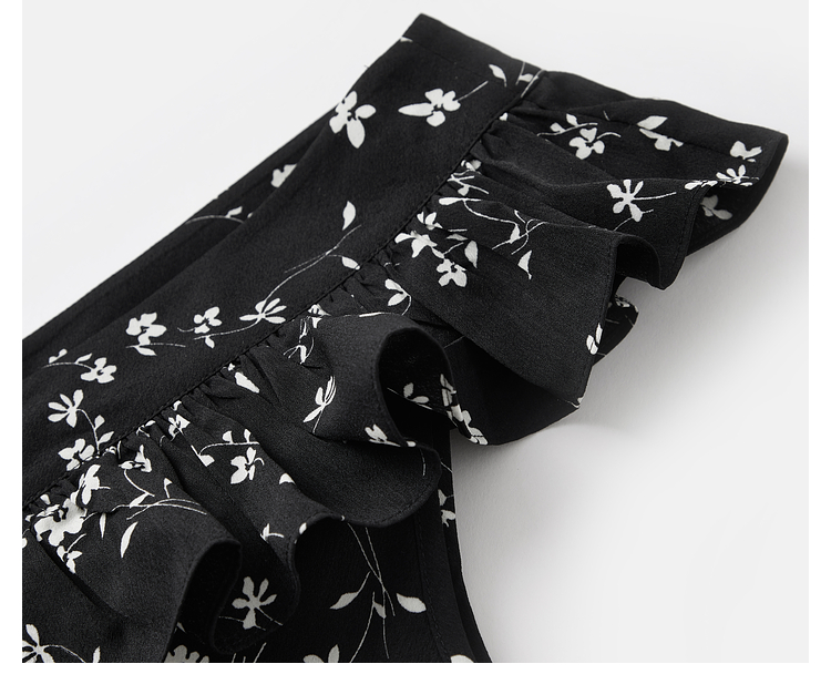 https://fulmo-img-server.com/flower-fashion-factory/a919266c-e837-457c-b2b5-087d820d809a.jpg