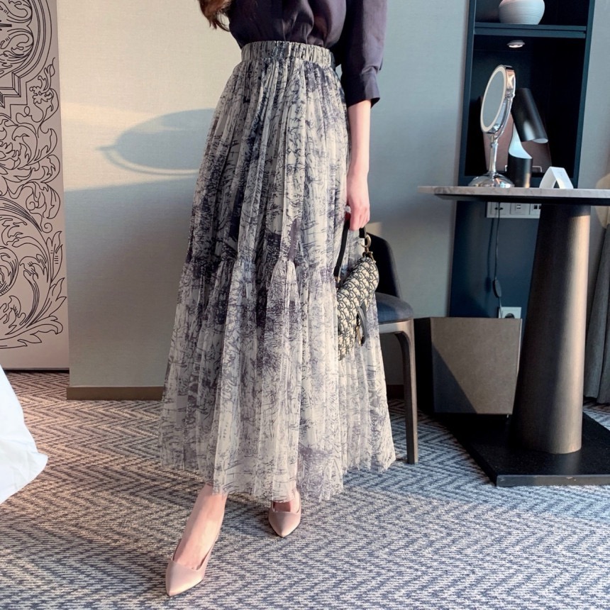 https://fulmo-img-server.com/flower-fashion-factory/aa85eda7-b6ae-456f-b863-be5d9232ad61.jpg