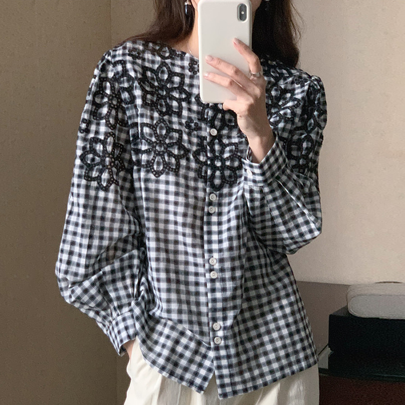 https://fulmo-img-server.com/flower-fashion-factory/ab774798-452a-483a-a40a-d754c197144f.jpg
