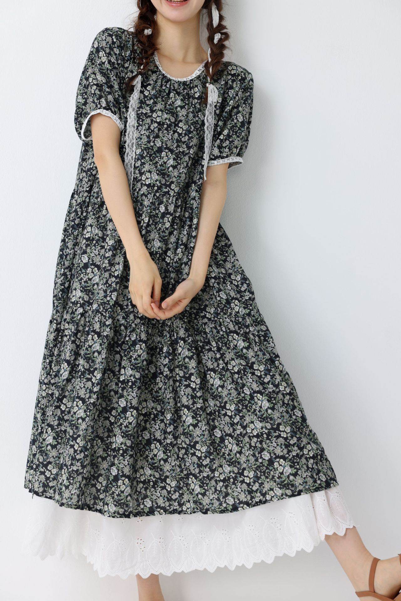 https://fulmo-img-server.com/flower-fashion-factory/abfa3e17-f864-4a59-87f4-fcb5c1cec634.jpg