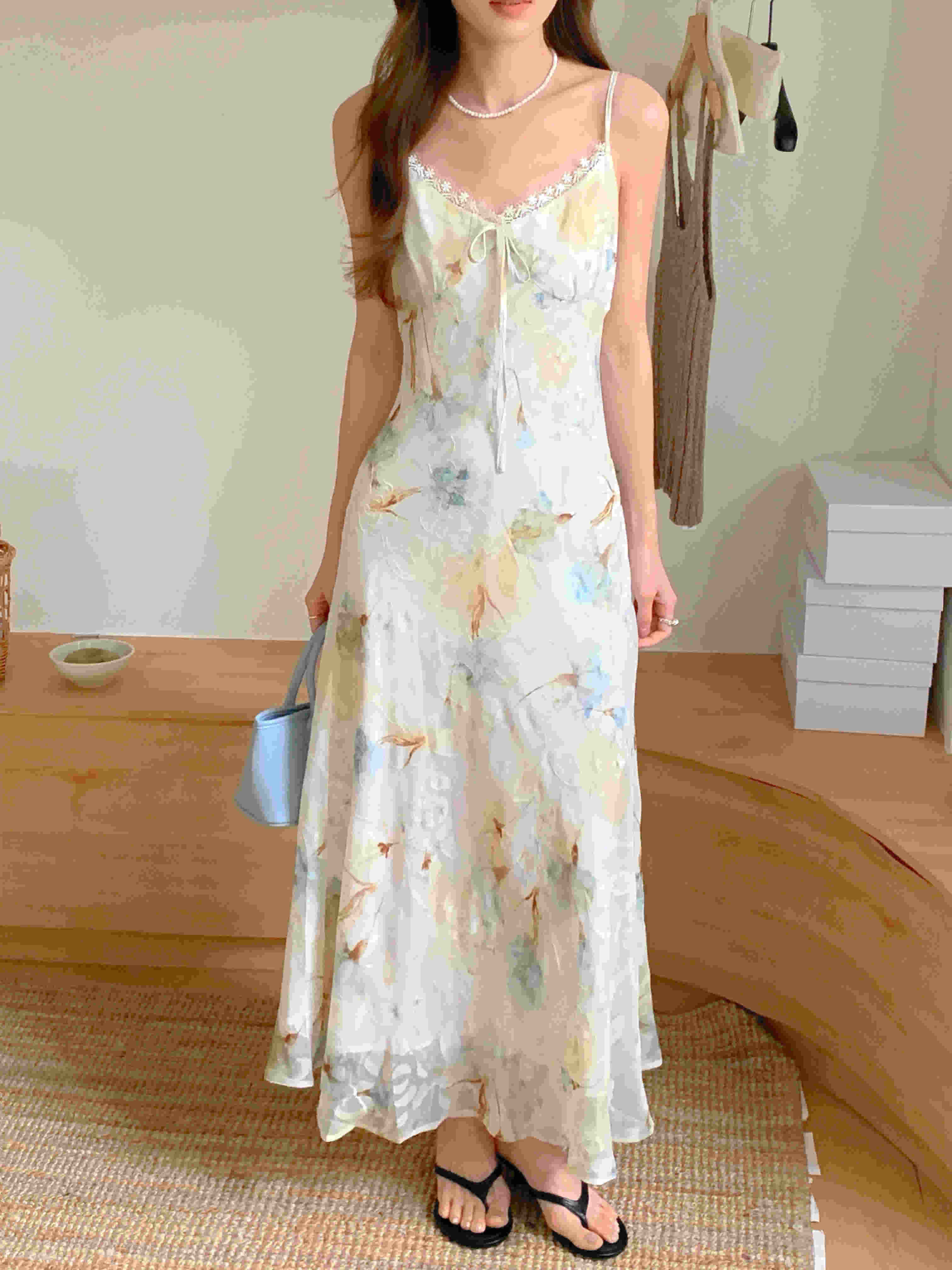 https://fulmo-img-server.com/flower-fashion-factory/aff5122a-dad0-46db-8dfb-90bff62bd5da.jpg