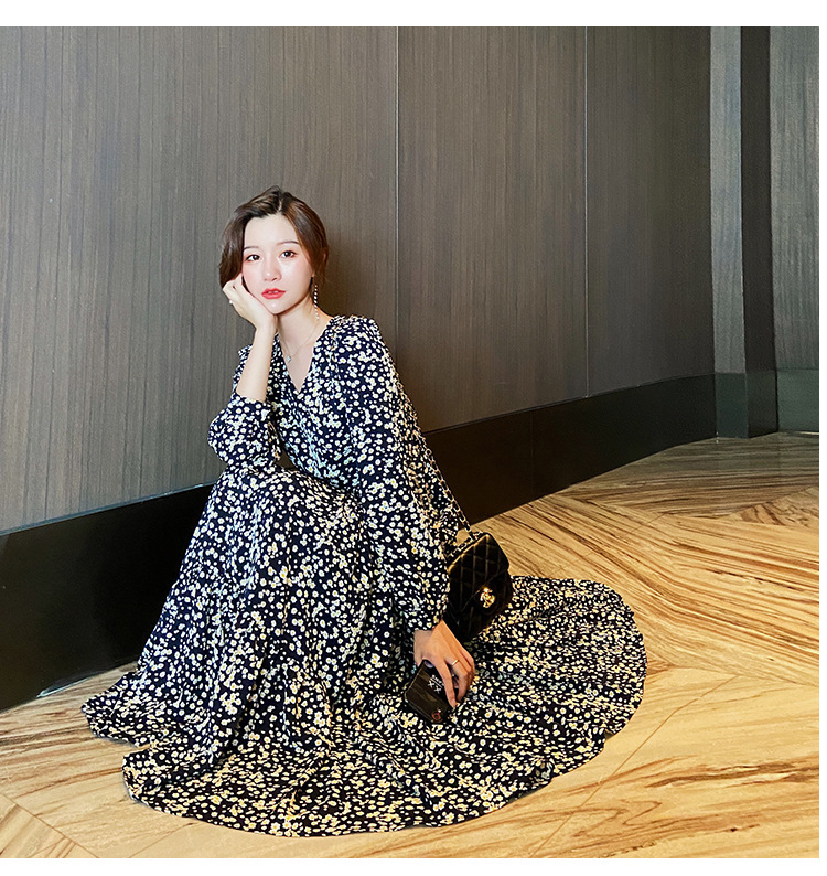 https://fulmo-img-server.com/flower-fashion-factory/b1ded2f4-86b4-458c-b134-756b28df9f7e.jpg