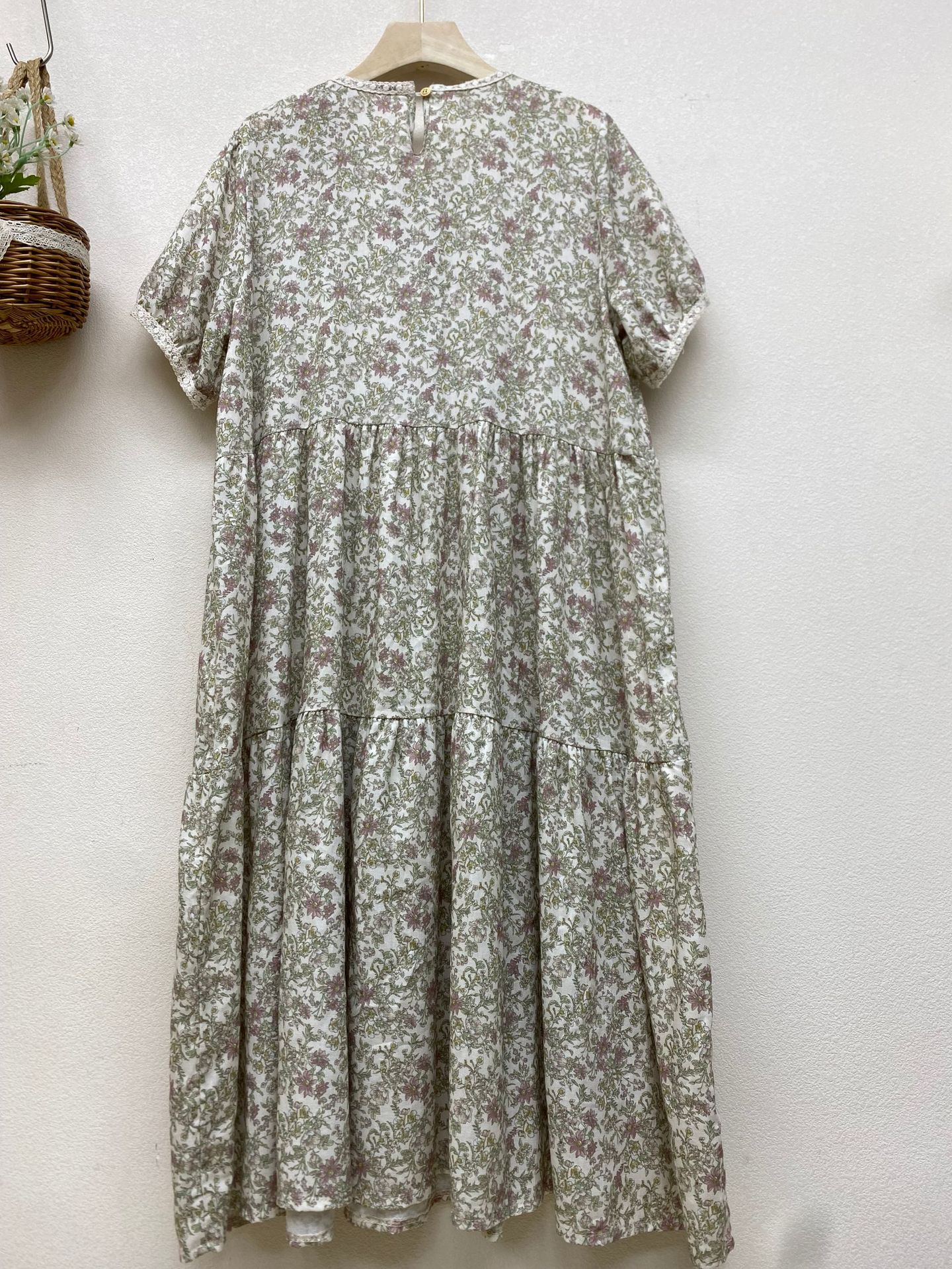 https://fulmo-img-server.com/flower-fashion-factory/b24f989d-8677-44e7-baa3-76763a5e9ae5.jpg
