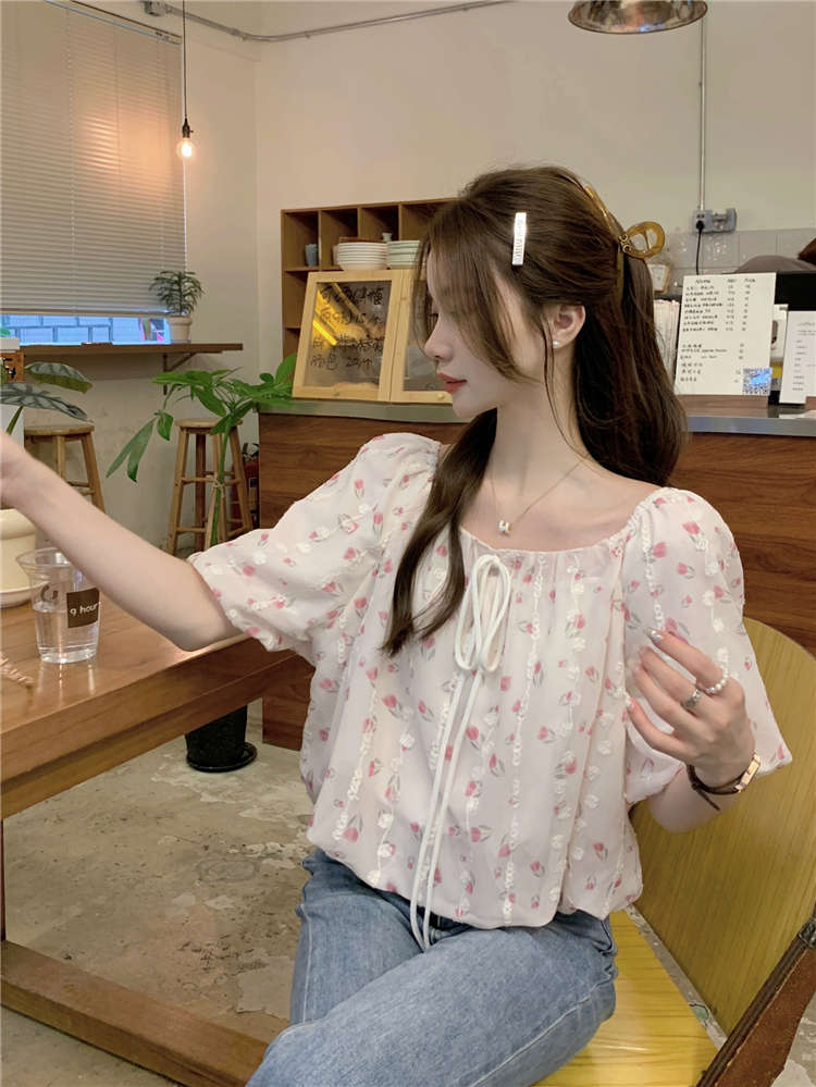 https://fulmo-img-server.com/flower-fashion-factory/b4d74a1f-8d97-4e85-9934-9534f5509434.jpg