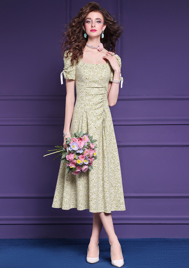 https://fulmo-img-server.com/flower-fashion-factory/b8b4734a-50a9-4ecd-92f5-86455ff37ea5.jpg