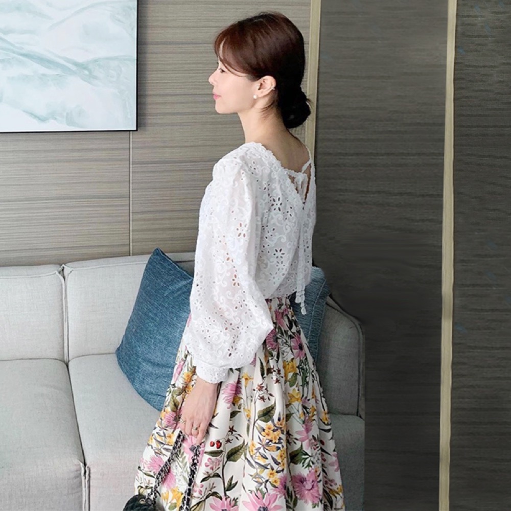 https://fulmo-img-server.com/flower-fashion-factory/bbdcd359-15dd-4043-b62e-b50492362ad0.jpg